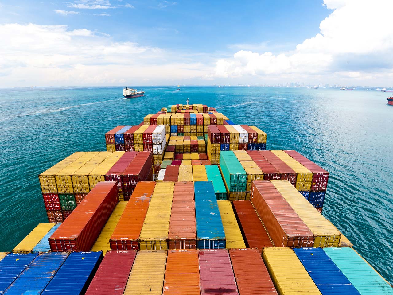 Solicita presupuesto transporte marítimo
